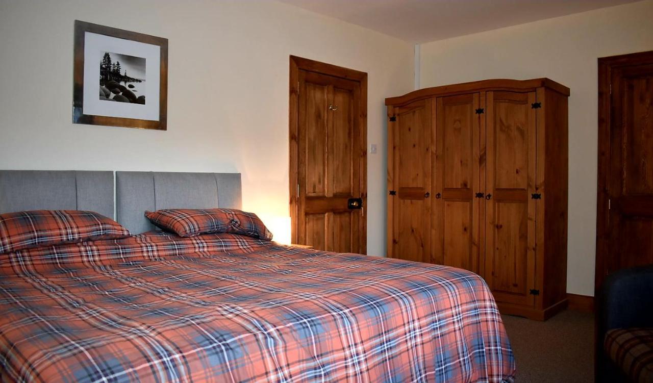 Lycia Rooms + Inverness Exterior foto